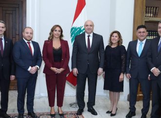 سلسلة لقاءات للرئيس عون