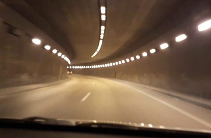 “الأشغال”: إنجاز إنارة أنفاق المطار بالكامل ضمن مشروع “لبنان على السكة