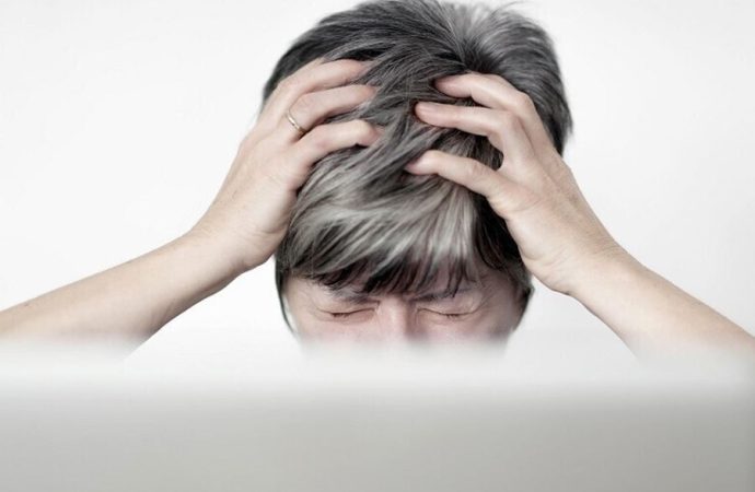 صداع غير معتاد.. قد يكون علامة على أمراض خطيرة