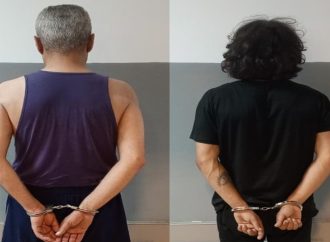 سارق ومطلوب في قبضة قوى الأمن