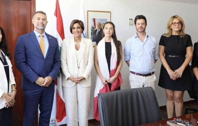 الزين عرضت مع وفد فرنسي التحديات البيئية في لبنان