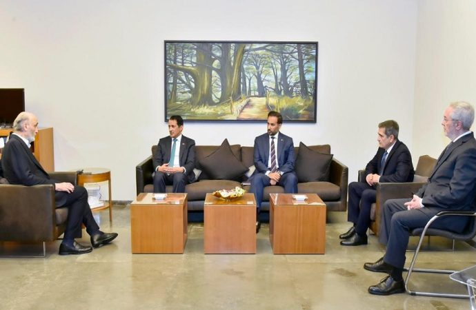 سفير قطر: لتسليم السلاح قبل نهاية العام