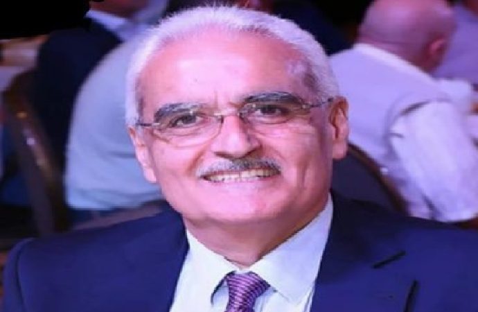 يزبك: قرارات الحكومة غير قابلة للتفسير أو التفاوض