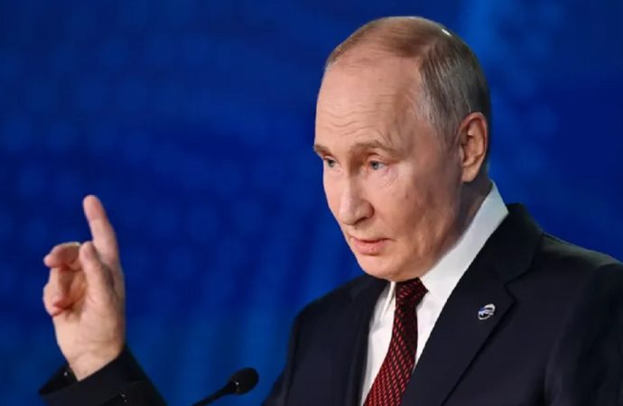 بوتين: إذا فشلت المفاوضات سنحقق أهدافنا عسكريا