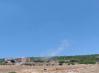 مسيّرة تلقي قنبلة صوتية على مواطنين في حولا